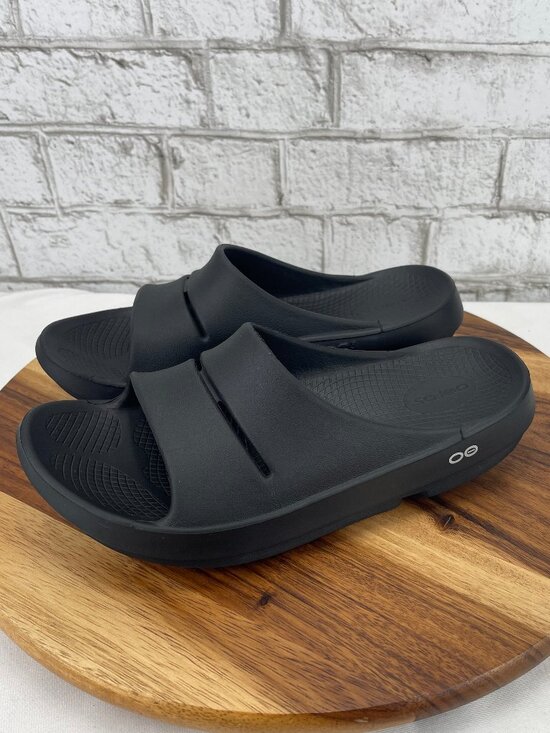 Oofos Ooahh Sport Mens Sz. 11 Black Recovery Slide Sandals main image 4